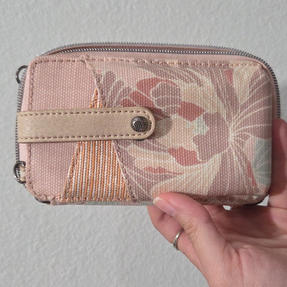 Sakroots Pink Floral Wallet - Picture 1 of 3